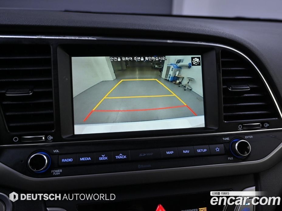 Hyundai Avante (AD) 6th Gen фото 15