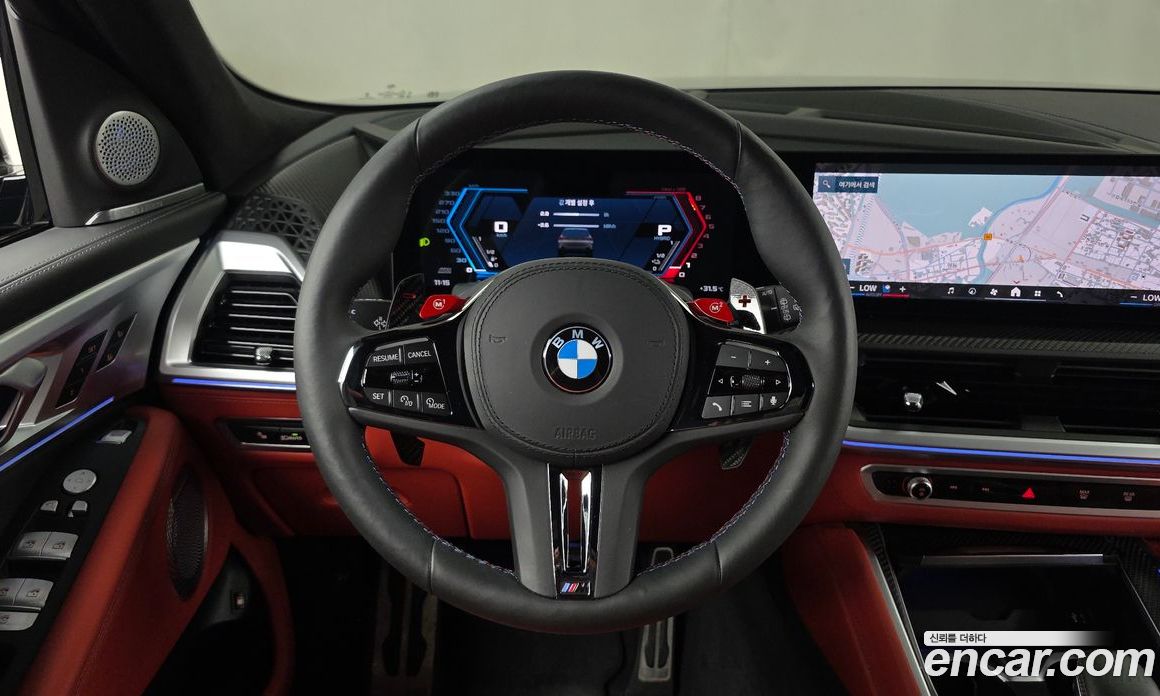 BMW XM (G09) фото 13