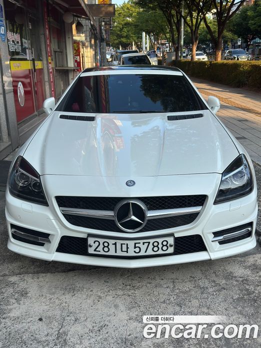 Mercedes-Benz New SLK-Class