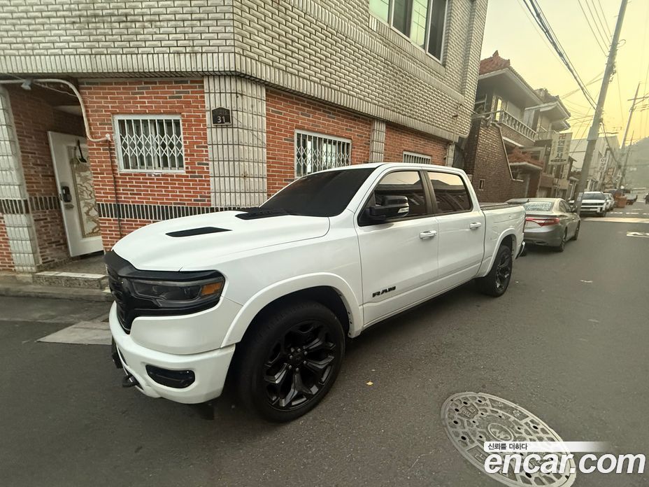 Dodge Ram Pickup фото 2