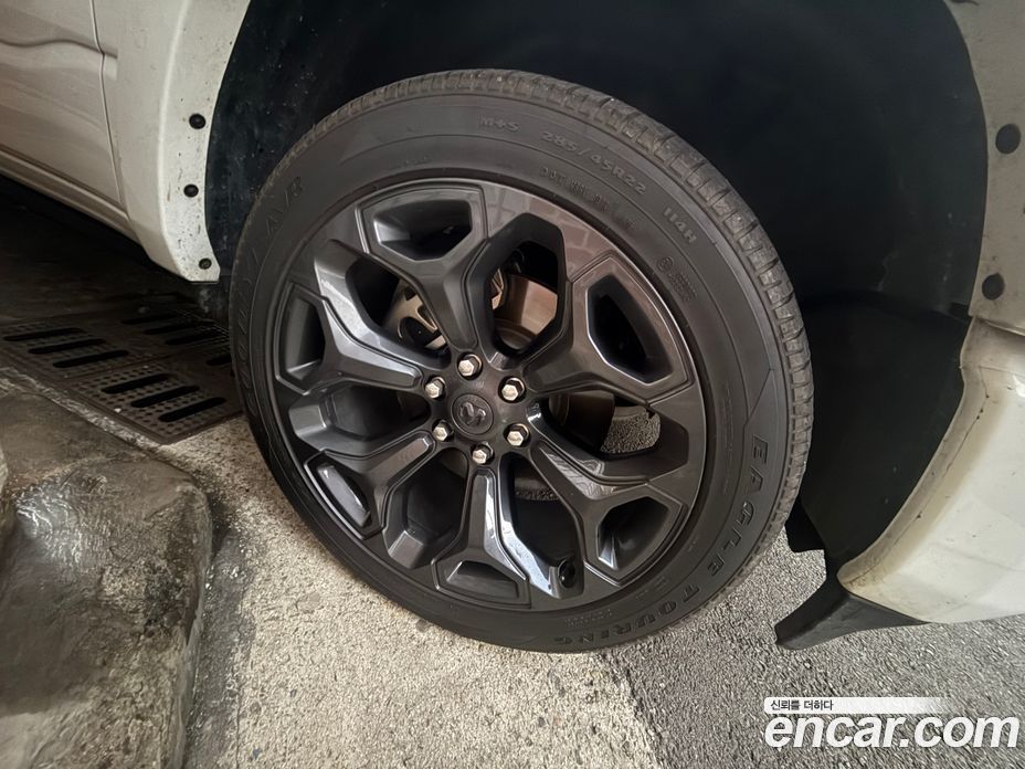 Dodge Ram Pickup фото 5