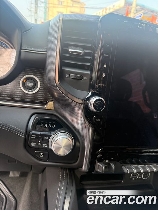 Dodge Ram Pickup фото 9