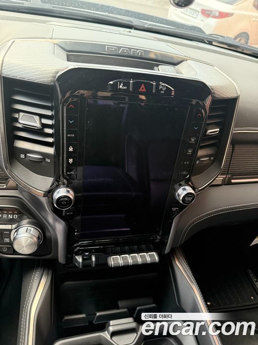 Dodge Ram Pickup фото 12