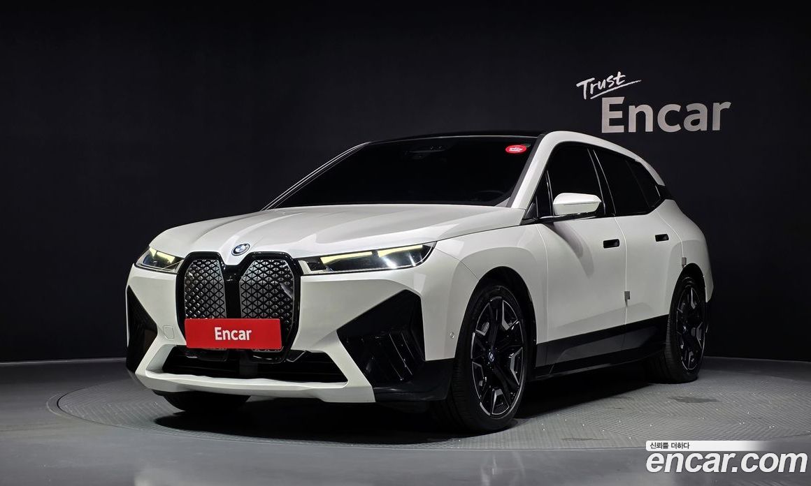 BMW iX