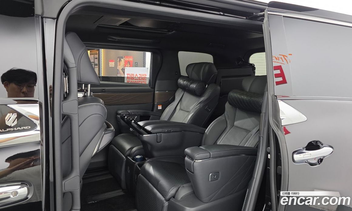 Toyota Alphard 4th Gen фото 11