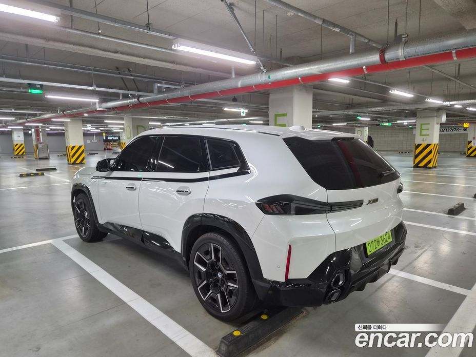 BMW XM (G09) фото 4