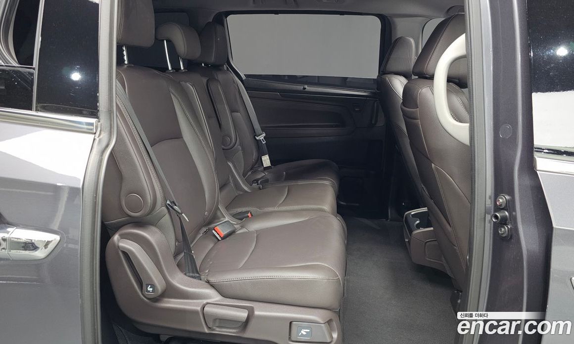Honda Odyssey фото 11