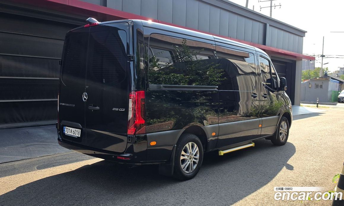 Mercedes-Benz Sprinter фото 2