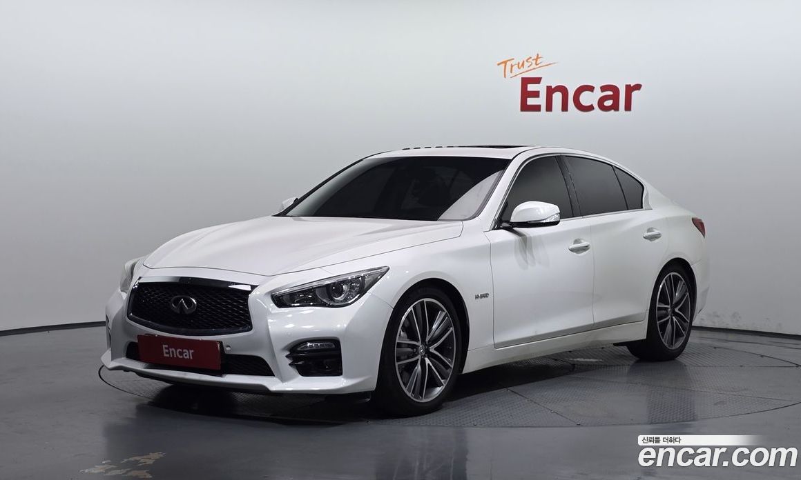 Infiniti Q50