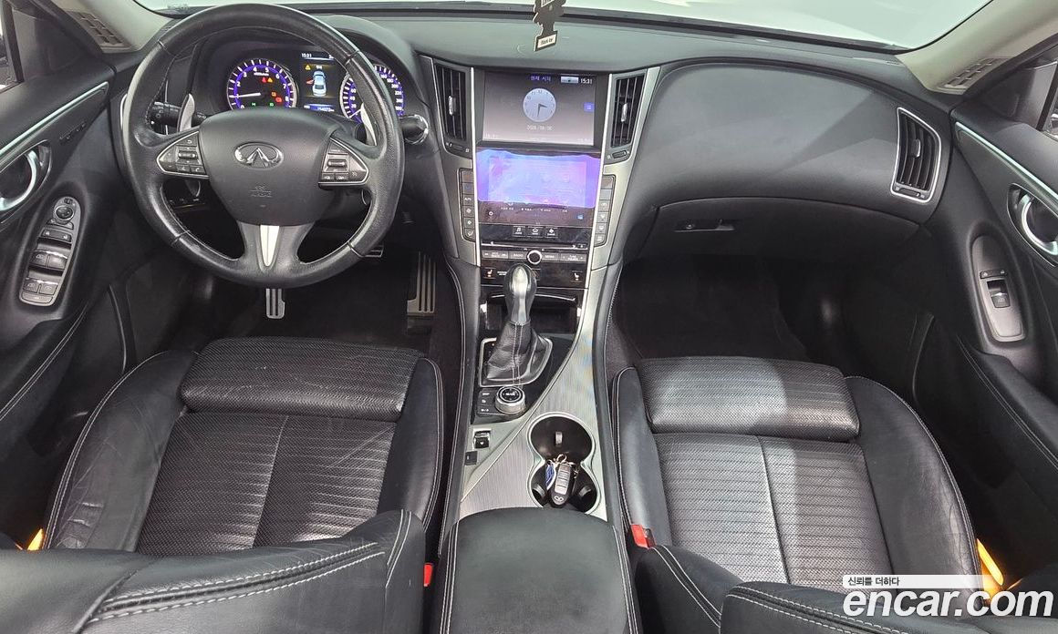 Infiniti Q50 фото 7