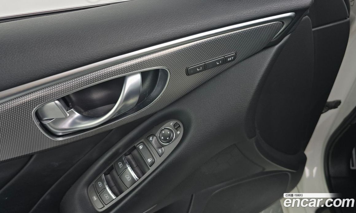 Infiniti Q50 фото 20