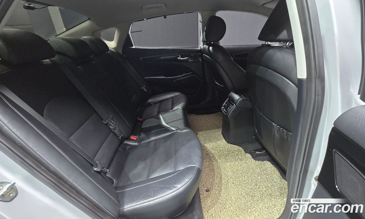 Kia K7 Hybrid 2nd Gen фото 12