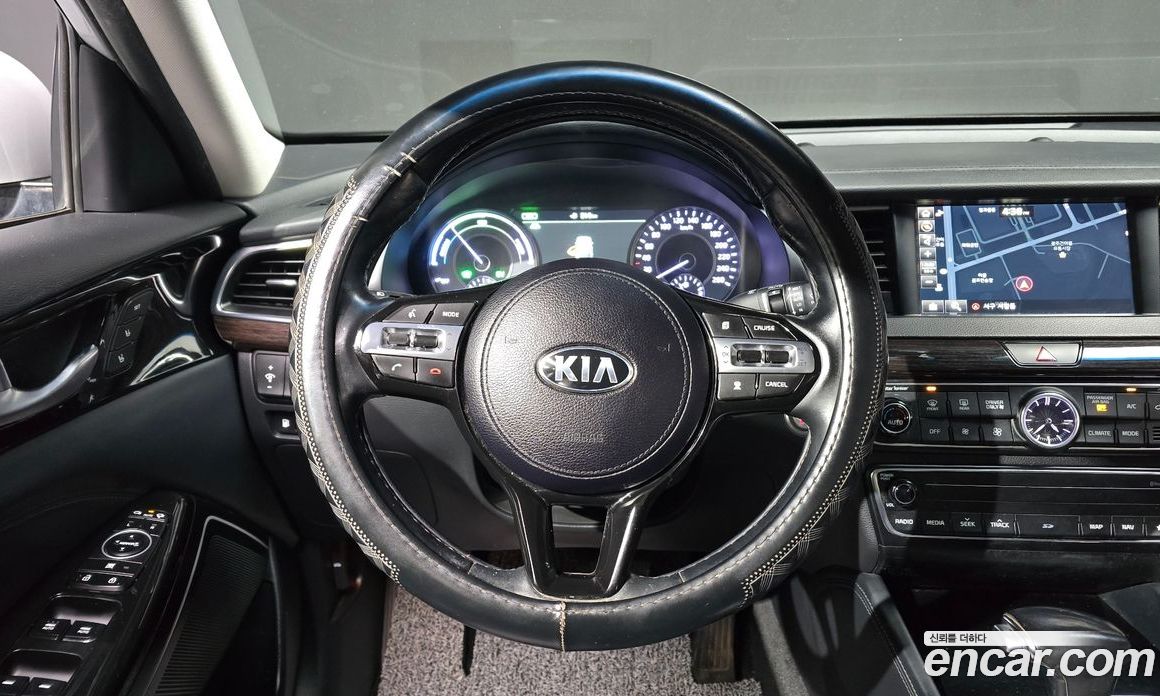 Kia K7 Hybrid 2nd Gen фото 13