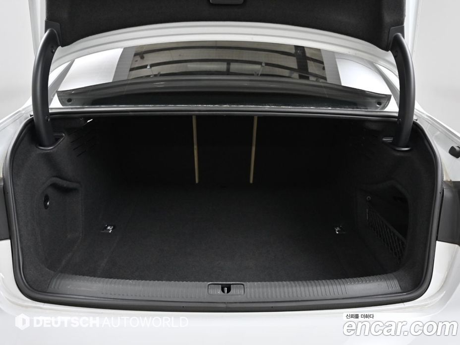 Audi A4 (B9) фото 20