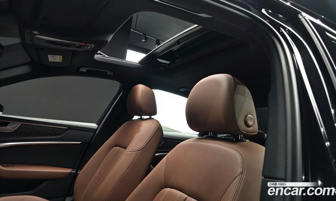 Audi A6 (C8) фото 14