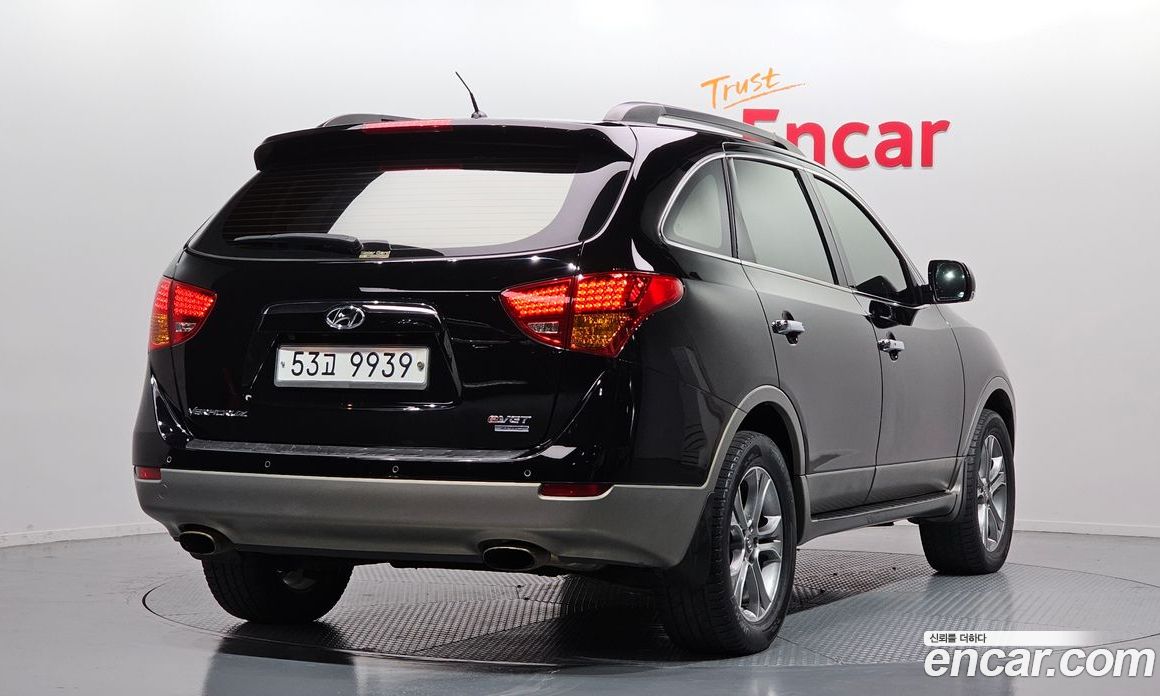 Hyundai Veracruz фото 2