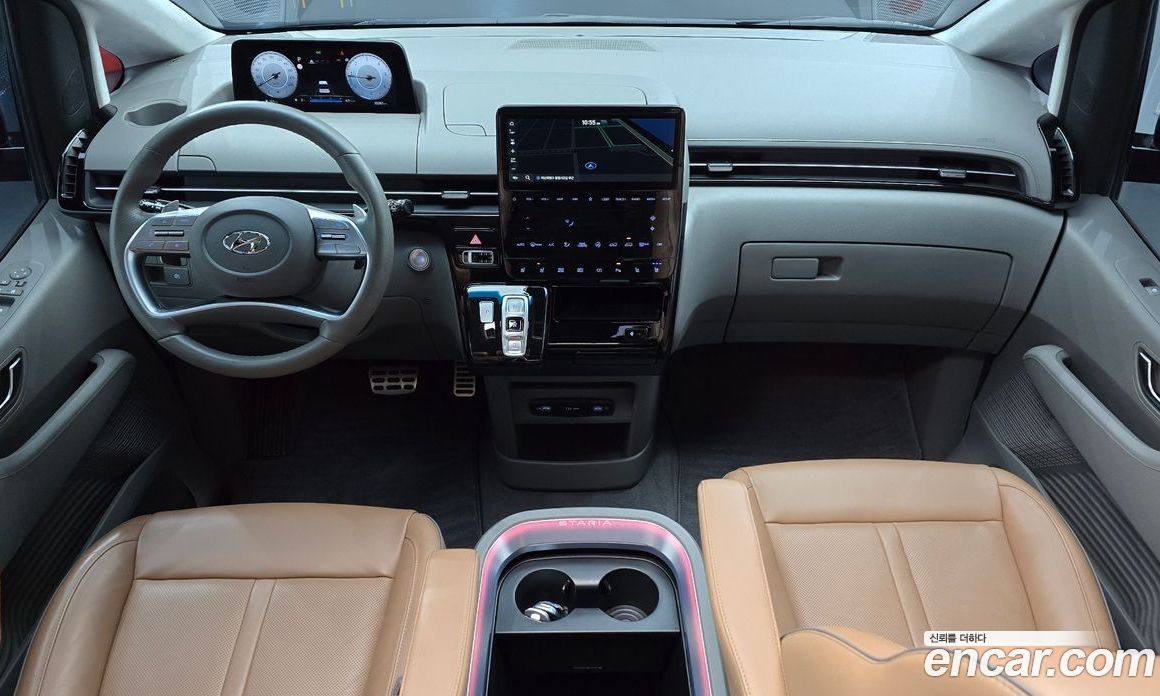 Hyundai Staria фото 7