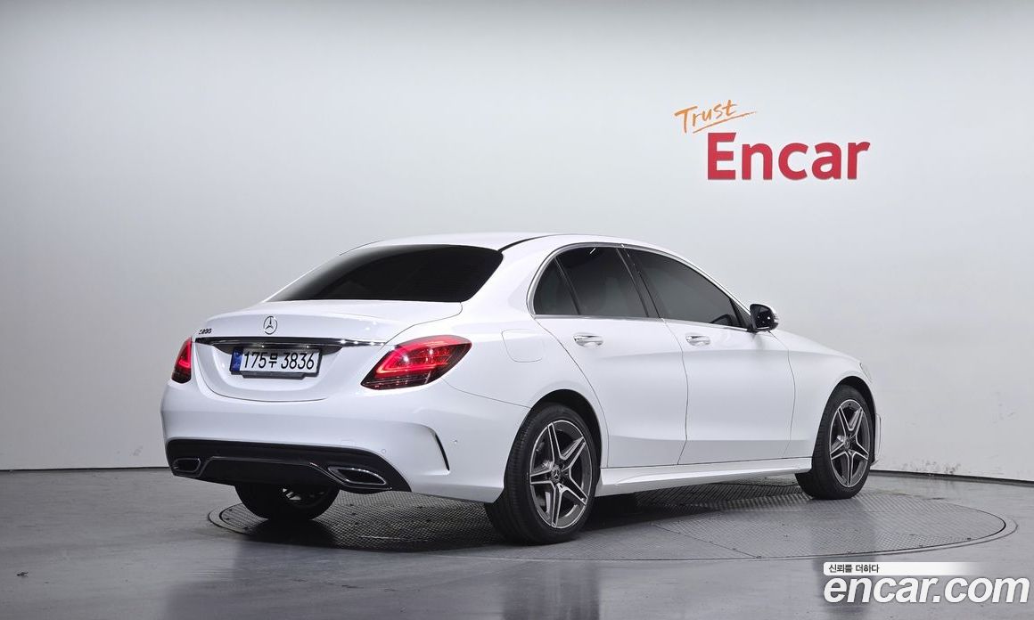 Mercedes-Benz C-Class W205 фото 2