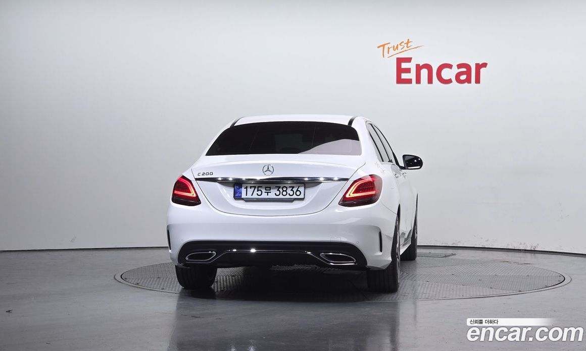 Mercedes-Benz C-Class W205 фото 4