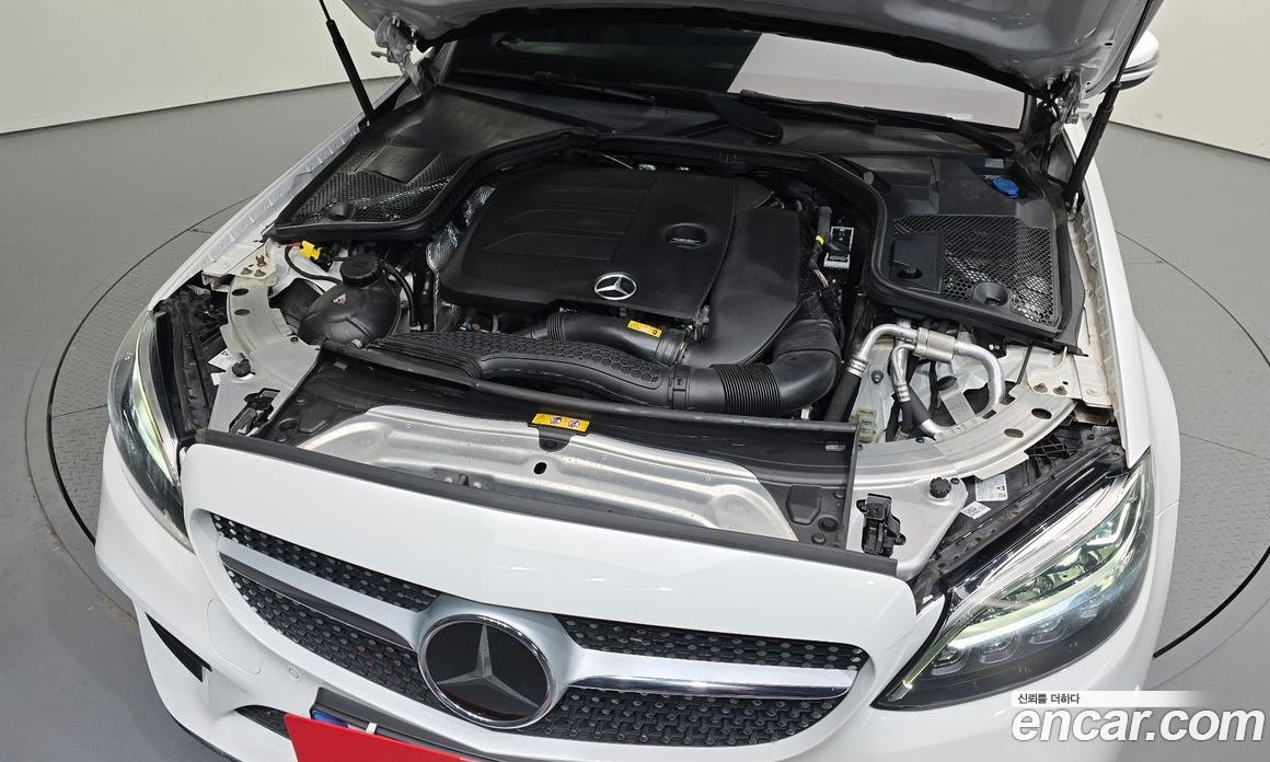 Mercedes-Benz C-Class W205 фото 6
