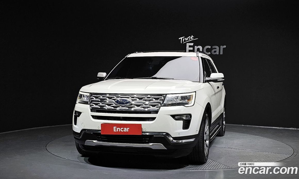 Ford Explorer 5th Gen фото 3