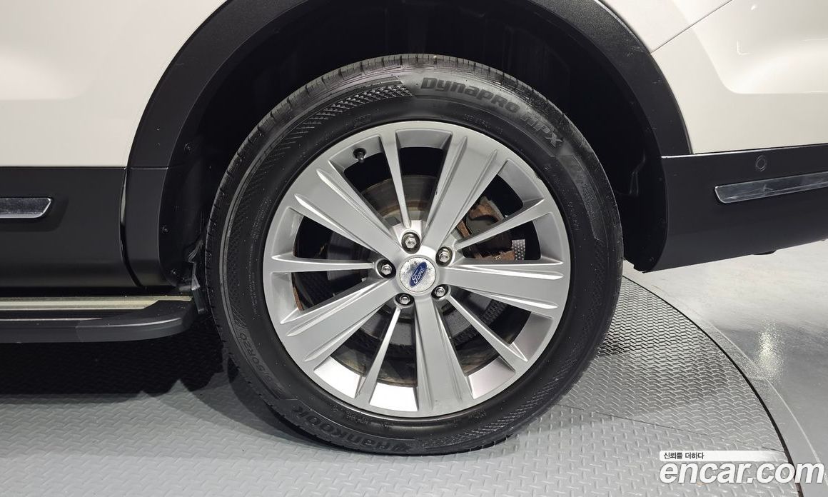 Ford Explorer 5th Gen фото 5