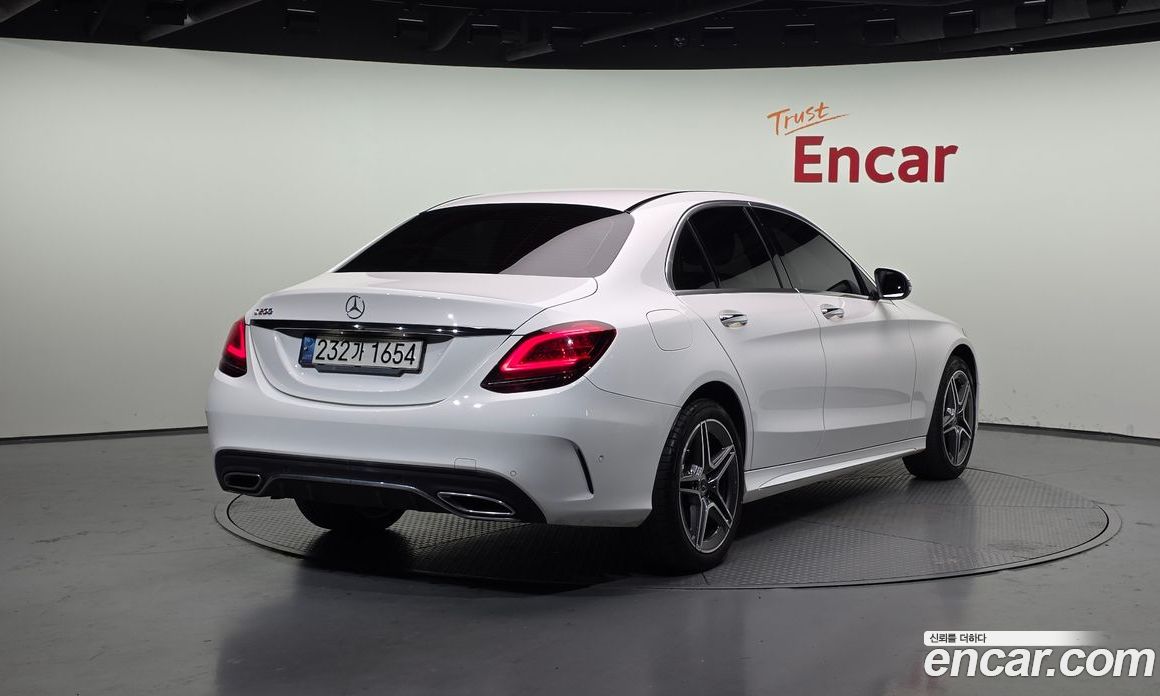 Mercedes-Benz C-Class W205 фото 2