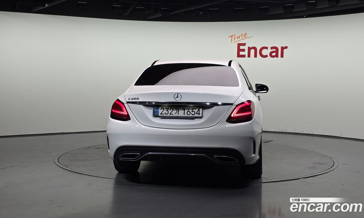 Mercedes-Benz C-Class W205 фото 4