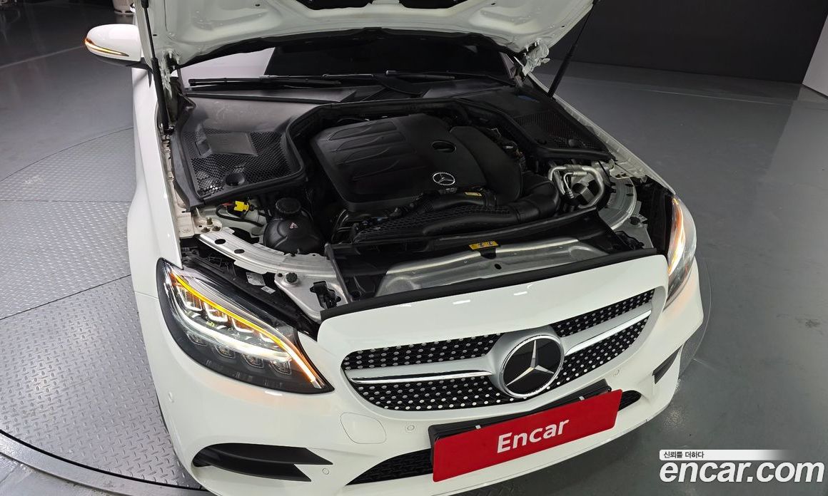 Mercedes-Benz C-Class W205 фото 6