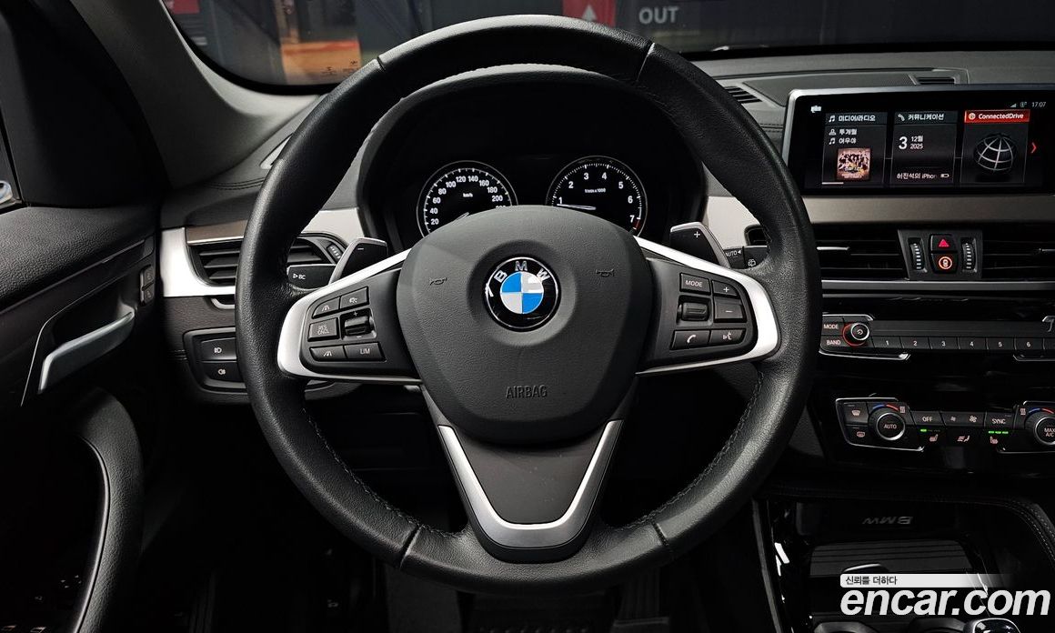 BMW X1 (F48) фото 14