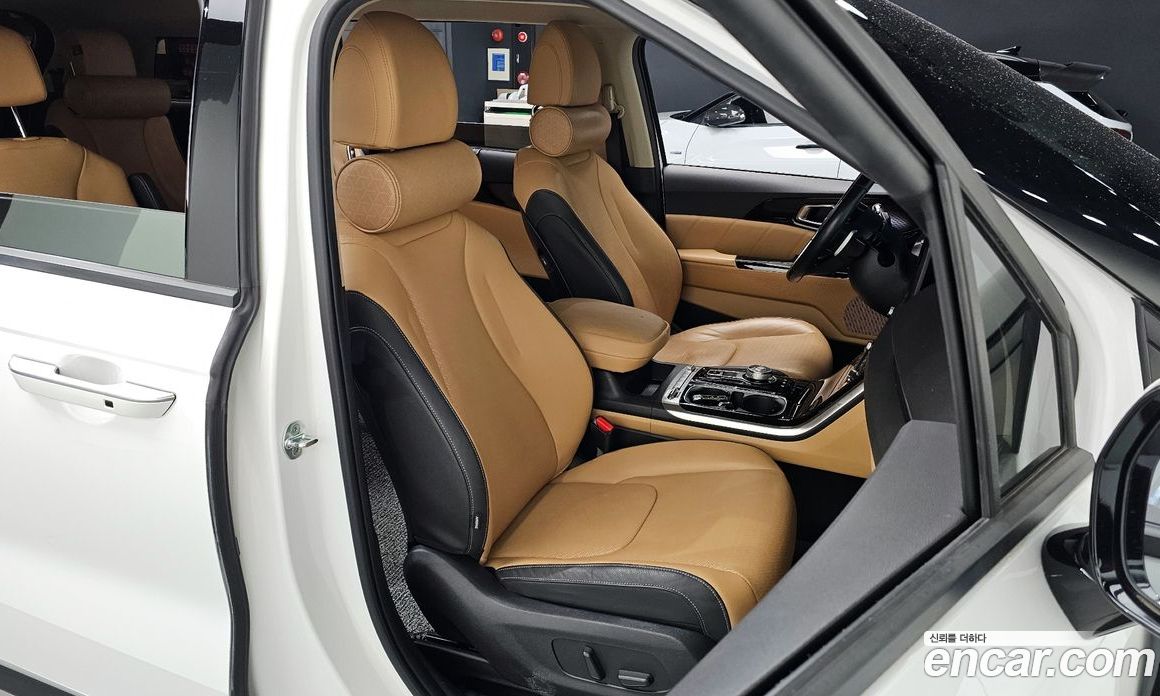 Kia Carnival 4th Gen фото 10