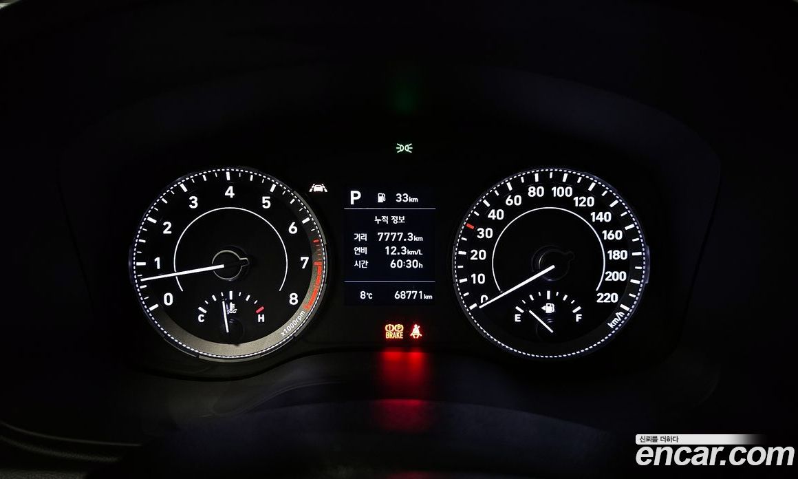 Hyundai Venue фото 8