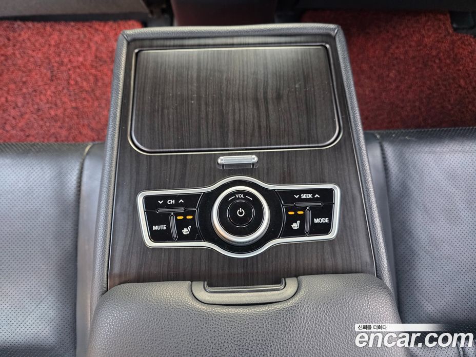 Kia K7 Prestige фото 19