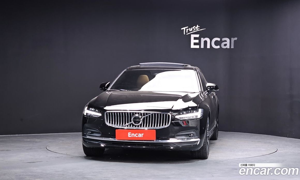 Volvo S90 фото 3