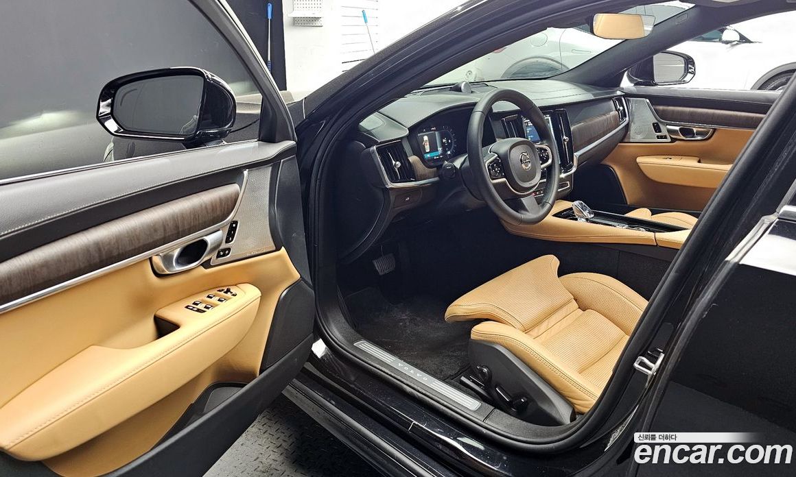 Volvo S90 фото 10