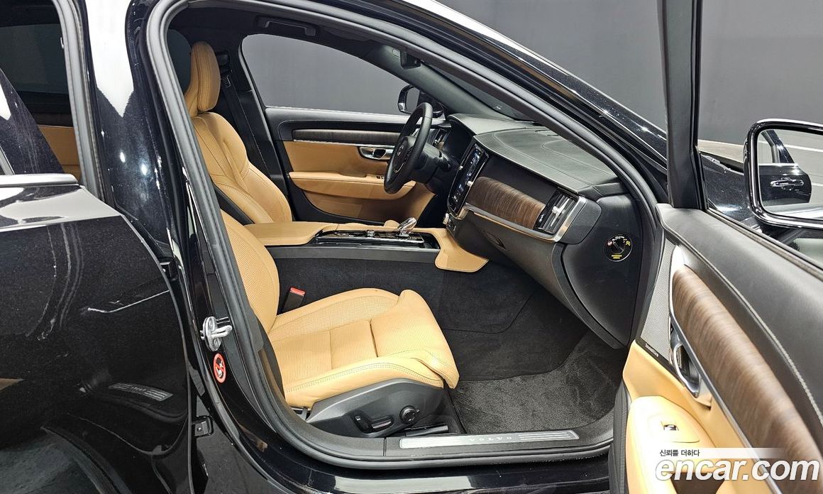 Volvo S90 фото 11