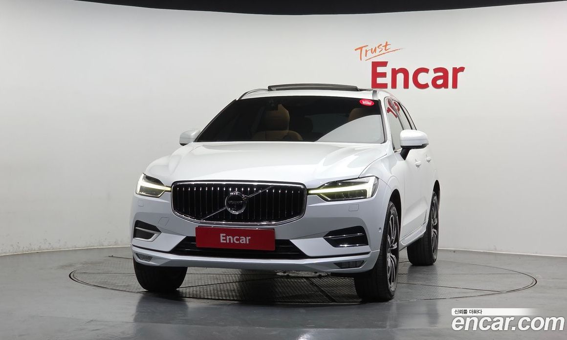 Volvo XC60 2nd Gen фото 3