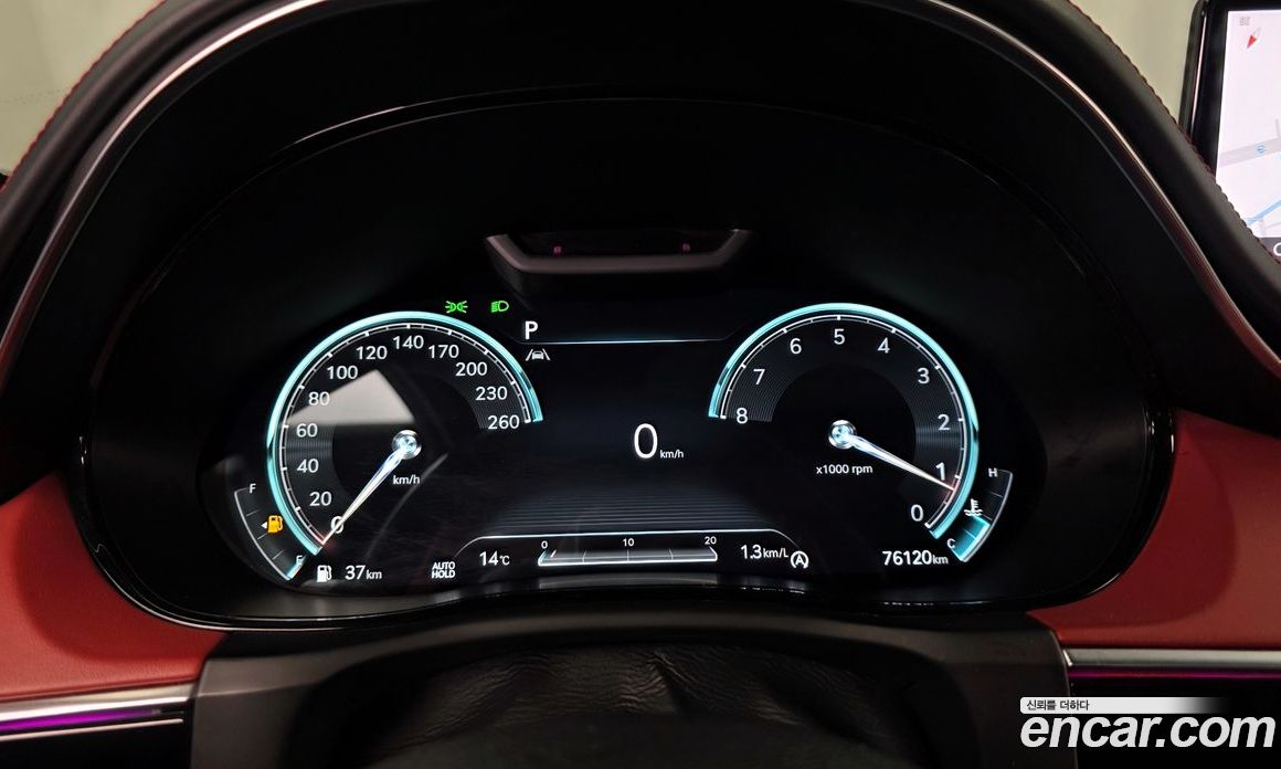 Genesis GV70 фото 8