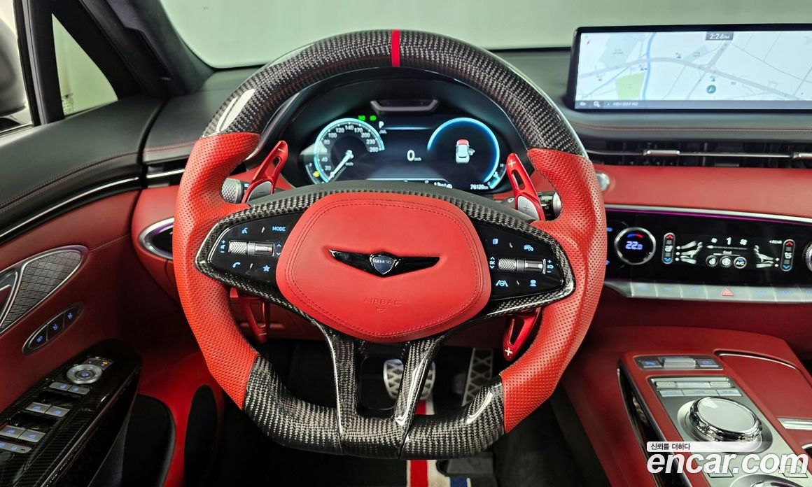 Genesis GV70 фото 13