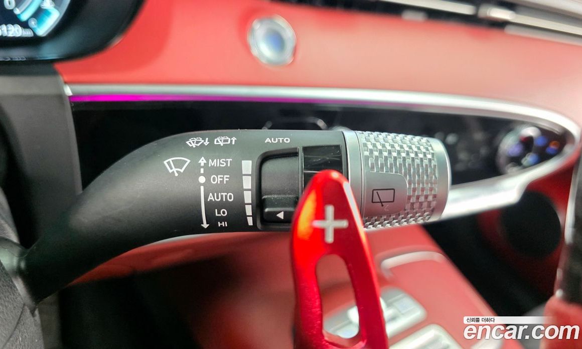 Genesis GV70 фото 27