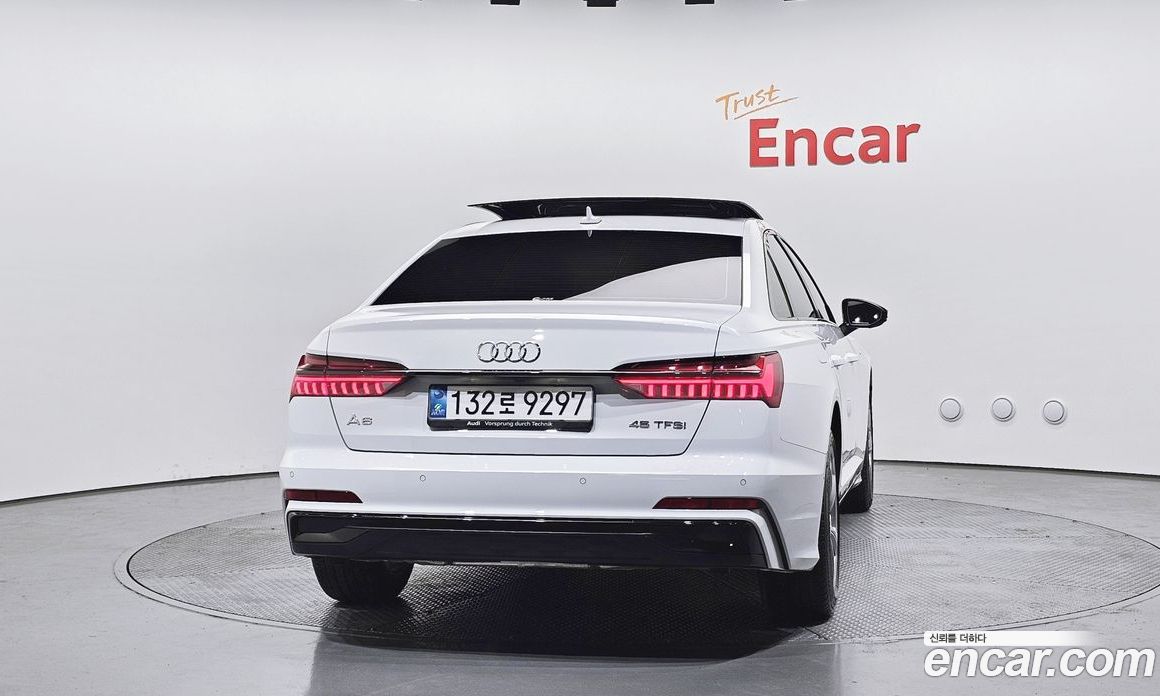 Audi A6 (C8) фото 4