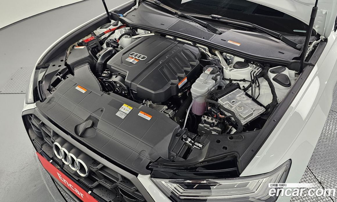 Audi A6 (C8) фото 6