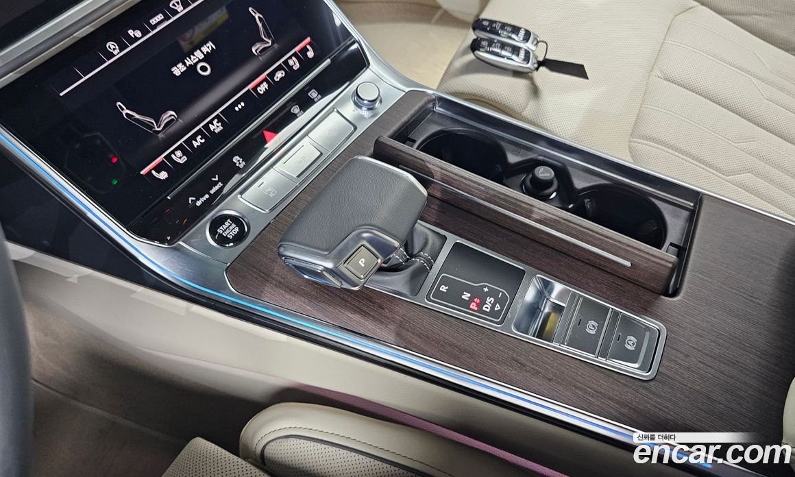 Audi A6 (C8) фото 9