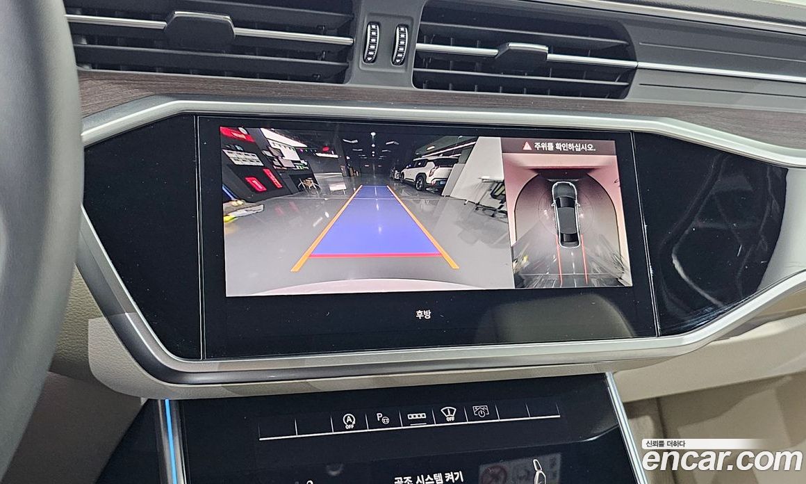 Audi A6 (C8) фото 15