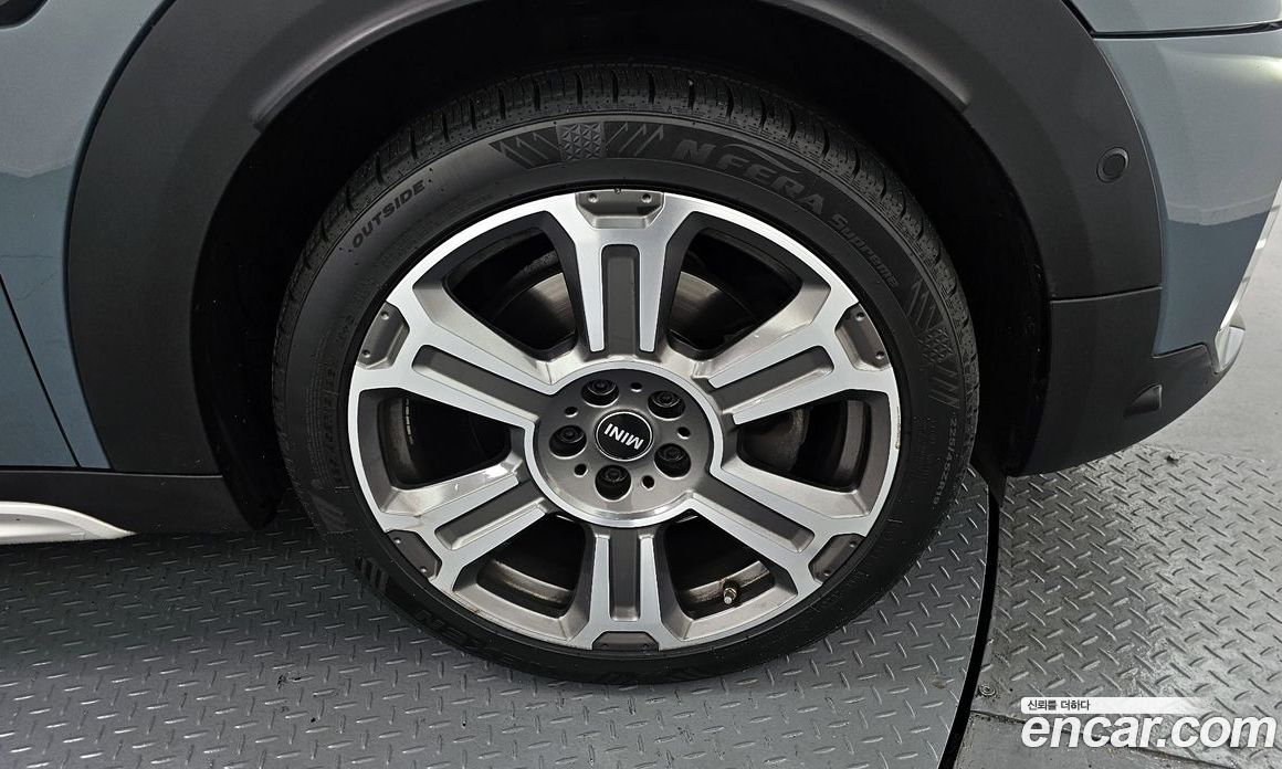 Mini Cooper Countryman S фото 21