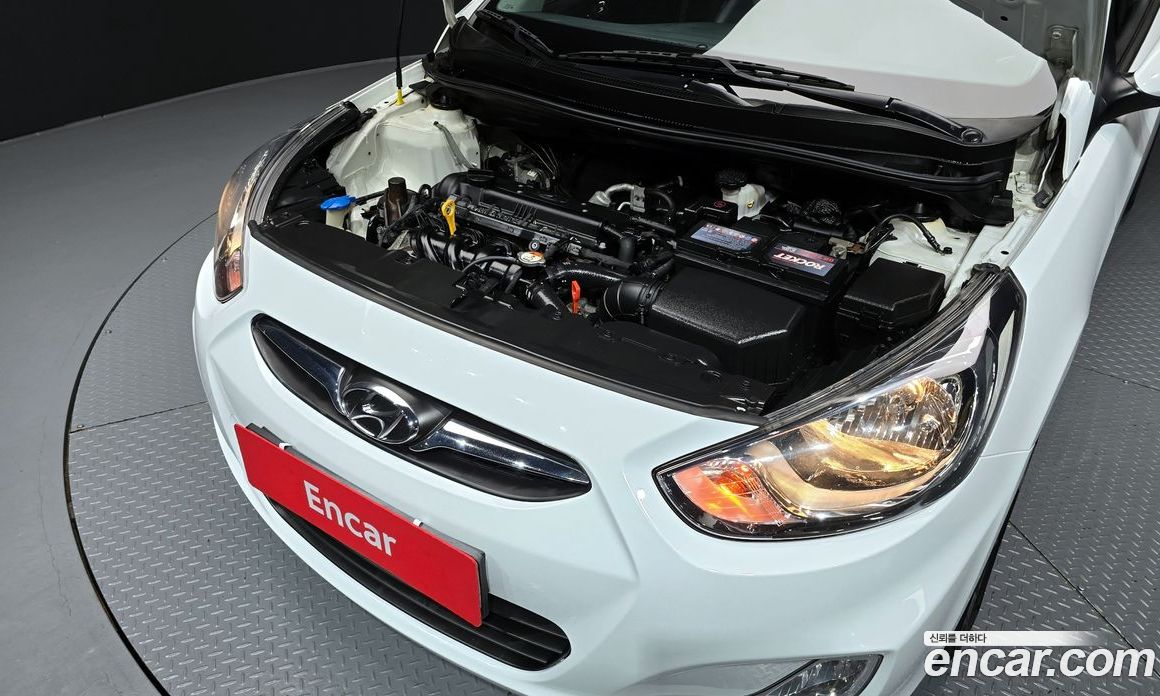 Hyundai Accent (New Type) фото 6