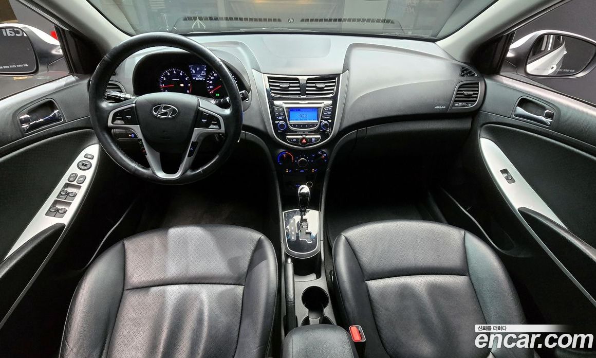 Hyundai Accent (New Type) фото 7