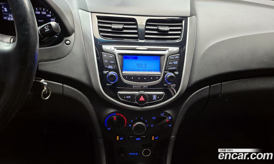 Hyundai Accent (New Type) фото 14