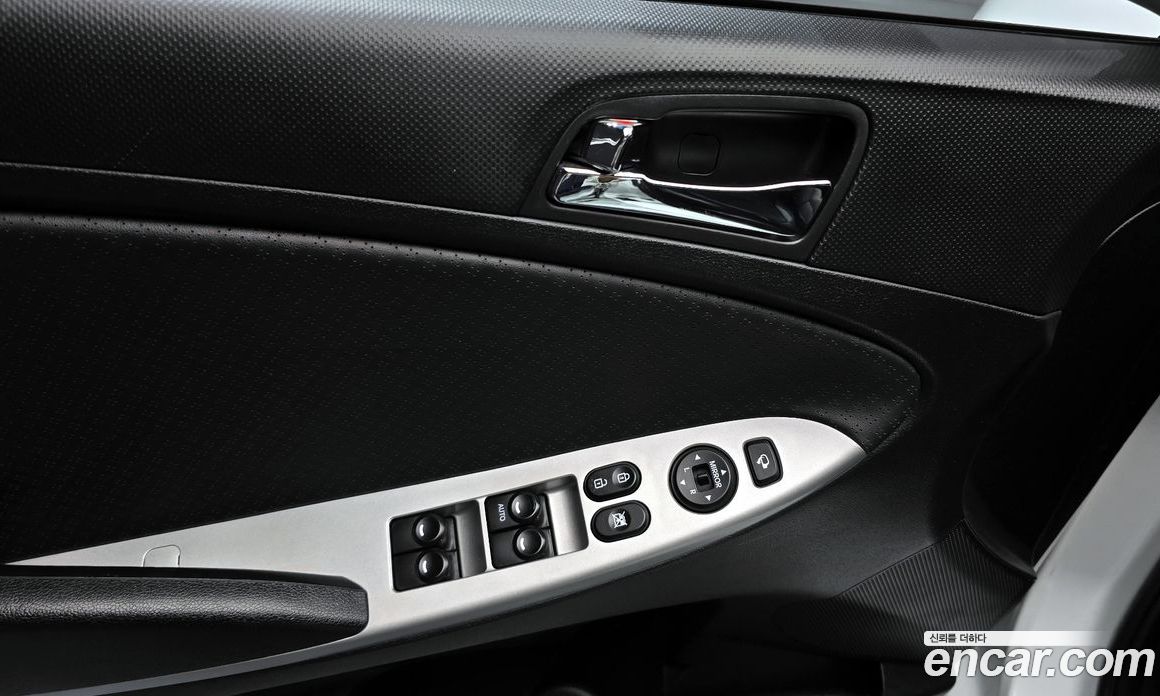 Hyundai Accent (New Type) фото 15