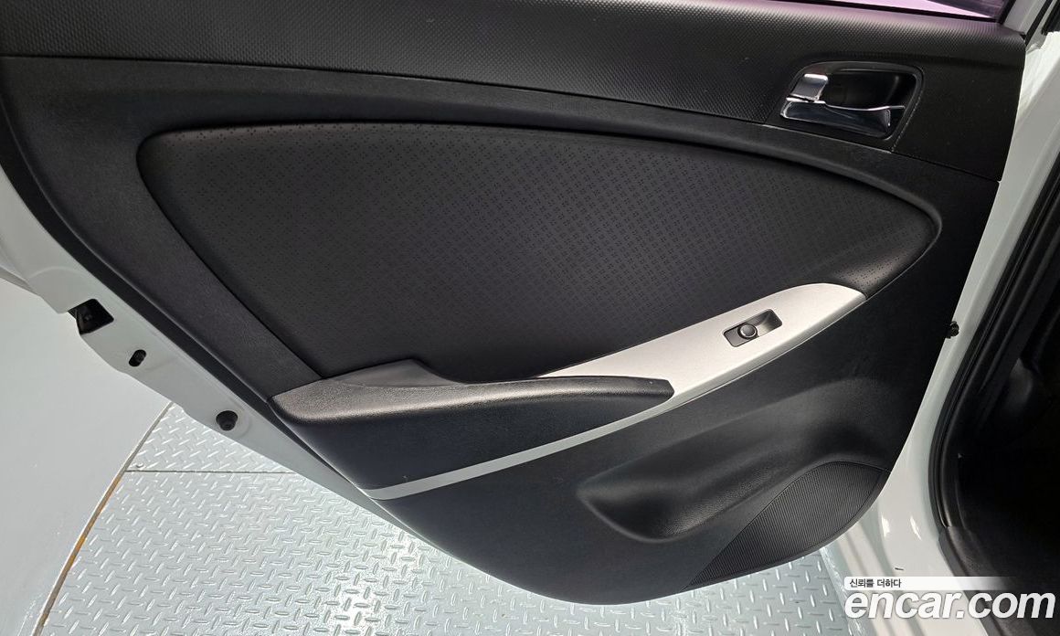 Hyundai Accent (New Type) фото 25